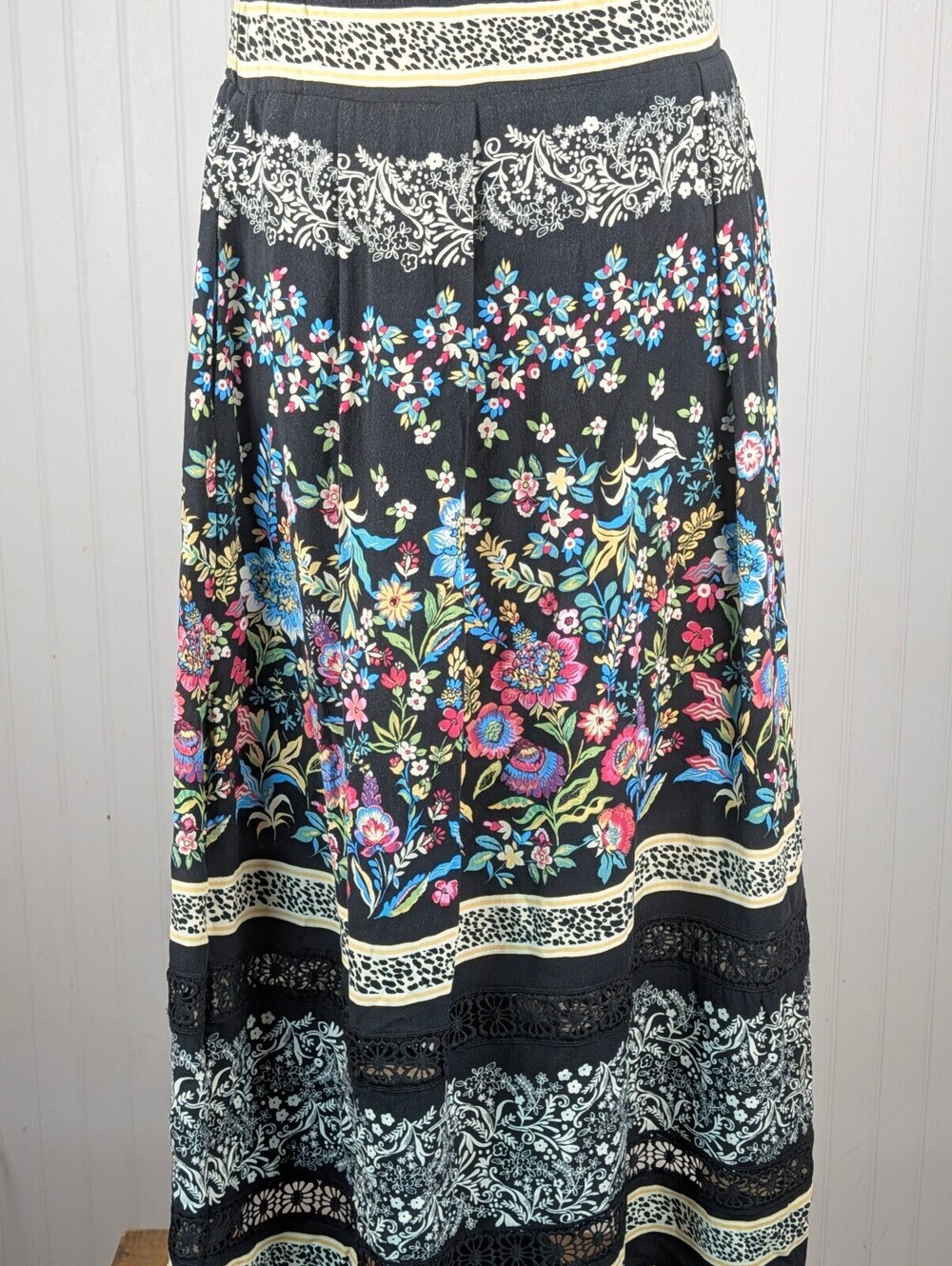 Rafaella XL Bohemian Mixed-Print Floral Maxi Skirt with Animal Print and Crochet